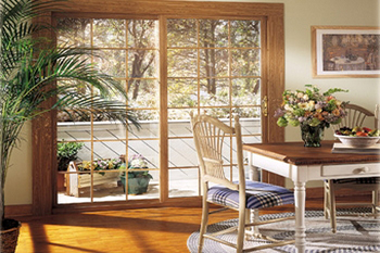 Upgrade your home with a new Tumwater sliding patio door in WA near 98512